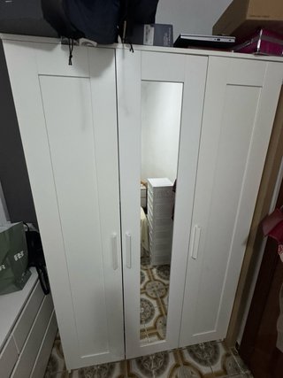Armario Ikea 3 puertas espejo