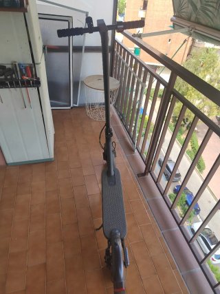 Patinete Eléctrico Xiaomi Essential 90 cargas