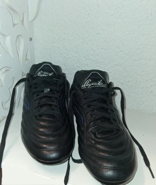 Botas de fútbol Joma Negras y Azules