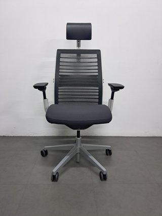 Silla STEELCASE THINK v2 Reposacabezas Profesional