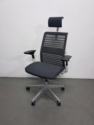 Silla STEELCASE THINK v2 Reposacabezas Profesional