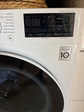 Lavadora LG ThinQ 9/6kg Secadora.