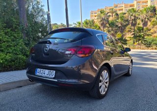 Opel Astra 2015