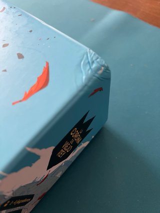 La Corona del Viejo Rey + inserto - CAJA ROTA
