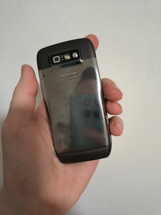 Nokia e71