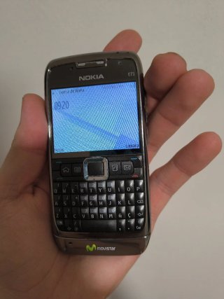 Nokia e71