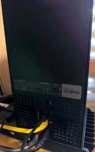 Xbox Series X + Controller