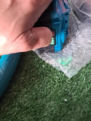 Decespugliatore a batteria Tmakota 68V