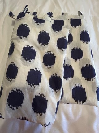 2 Patas de Cortina Azul y Blanco