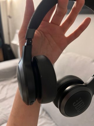 JBL Live 670NC Auriculares Inalámbricos Negros