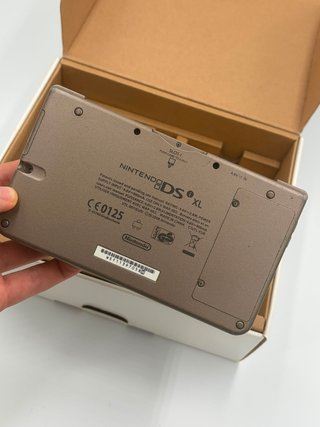 Nintendo DSi XL Completa
