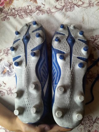 Botas Kipsta Azul/Blanco Talla 38