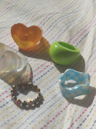 Anillos Resina Aesthetic Corazón y Cuadros