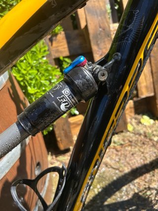 Lapierre doble suspensión con componentes Shimano