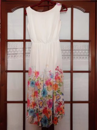 Vestido blanco estampado floral