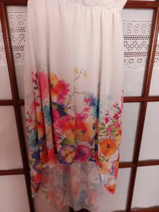 Vestido blanco estampado floral
