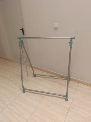 Perchero Metálico Plegable