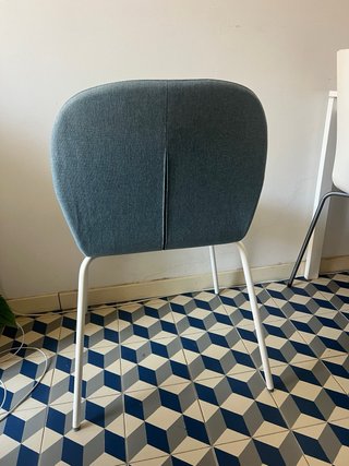 Silla IKEA Azul y Blanco