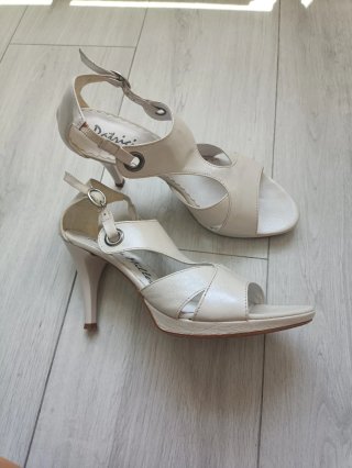Sandalias Patricia Miller Beige Tacon