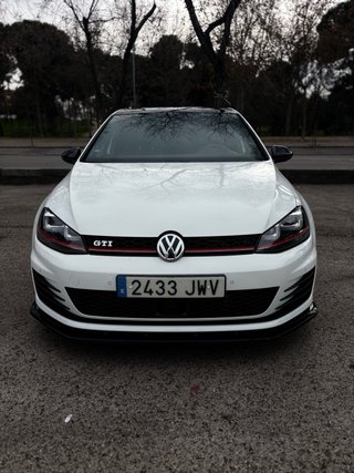 Volkswagen Golf GTI NACIONAL FULL EXTRAS