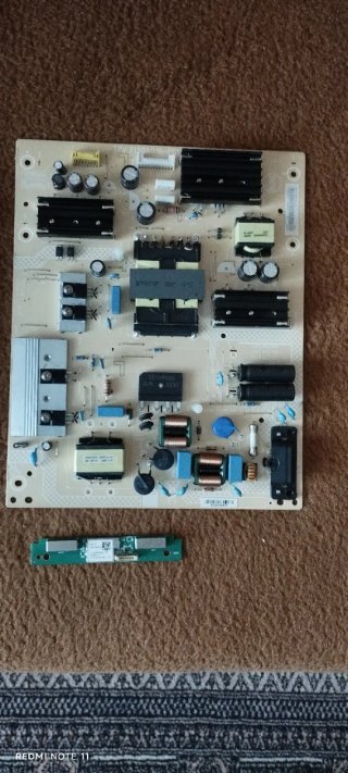 TV Philips 55PUS6754/12 - Pantalla Rota