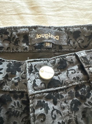 Pantalones Desigual negros talla 38