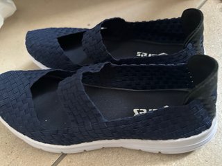 Scarpe donna blu e bianche