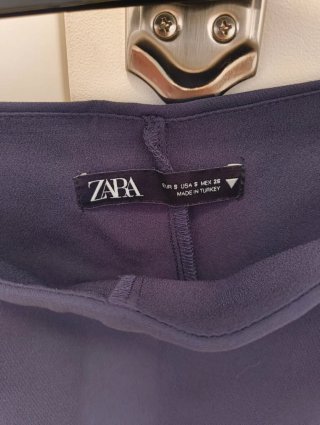 Falda short azul Zara
