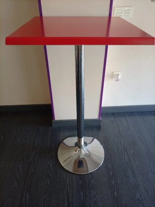 Mesa alta roja pata aluminio