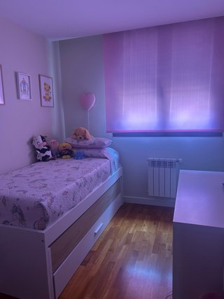 Dormitorio infantil con cama nido