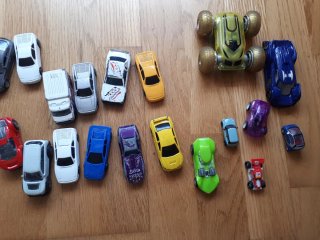 Lote Coches de Juguete y Camión