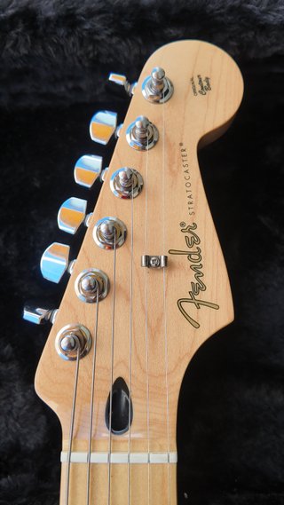 Fender Stratocaster Player Mexican Buttercream