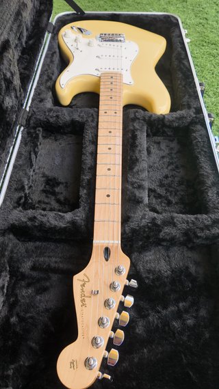 Fender Stratocaster Player Mexican Buttercream
