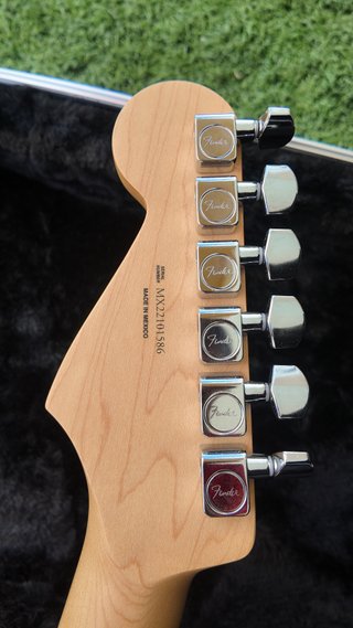 Fender Stratocaster Player Mexican Buttercream