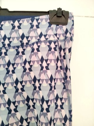 Leggins Adidas estampado geométrico Morado y Gris