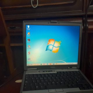 Portátil Dell Latitude D610 Pentium M
