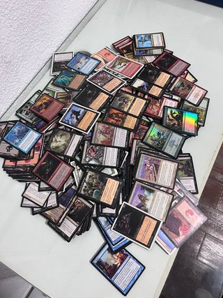 Lote 747 Cartas Magic The Gathering + Caja