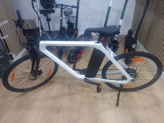 Bicicleta eléctrica NAVEE 250 W