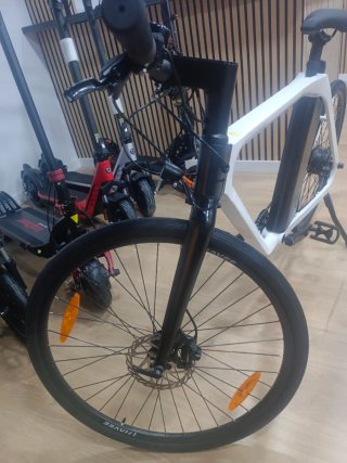 Bicicleta eléctrica NAVEE 250 W