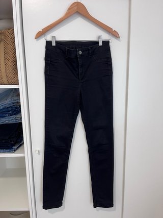 Consegna di abbigliamento taglia 34/S
