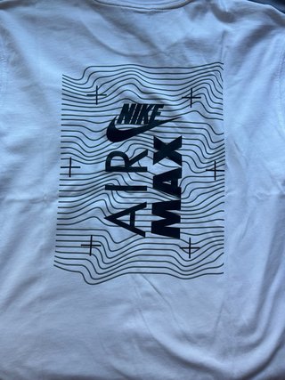 Camiseta Nike Logo Holográfico Talla M