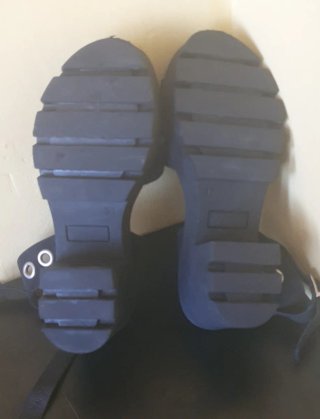 Sandalias negras plataforma