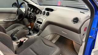 Peugeot 308 Premium 1.6 VTi 120