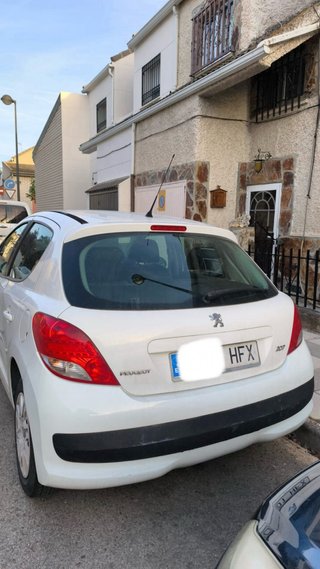 Peugeot 207 1.4hdi