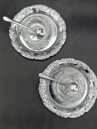 Salero y pimentero de cristal tallado