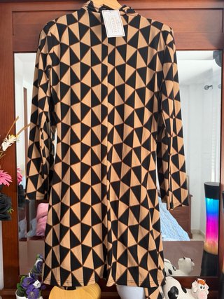 Vestido asimétrico estampado