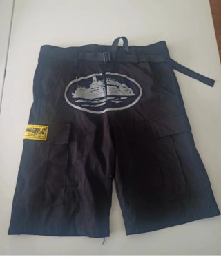 Pantalón corto cargo negro