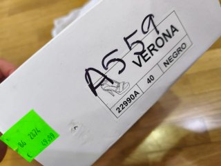 Zapatos de tacón negros para mujer