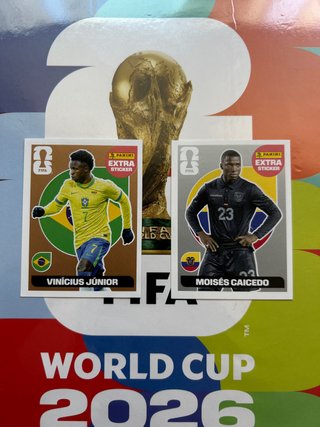 Sticker Extra Mundial Vini Jr y Caicedo Panini