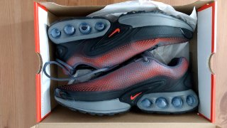 Nike Air Max DN Negro Rojo